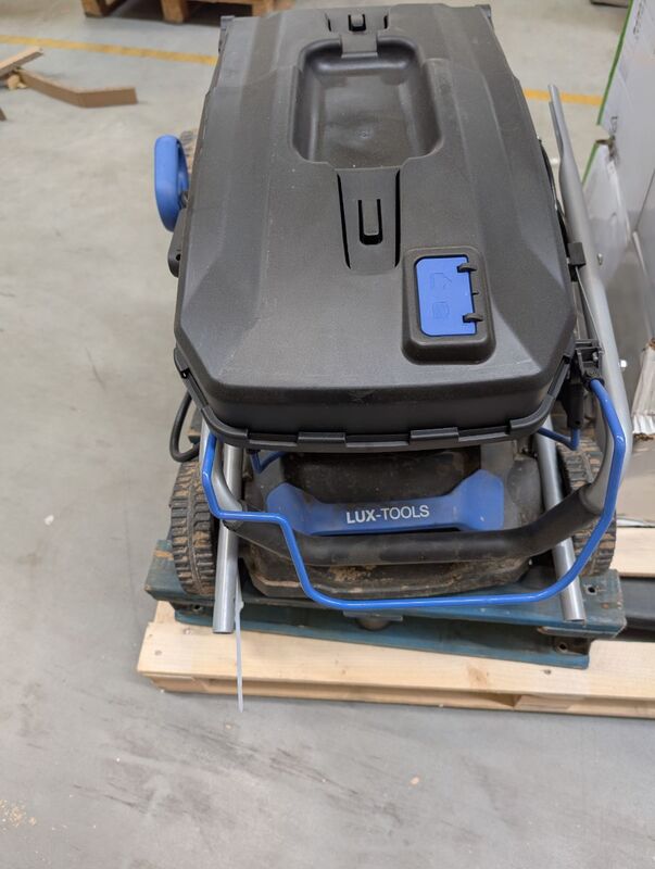 LUX-TOOLS Benzinrasenmäher B-RM-46-AE B Mäher Gartenpflege 46cm für 1500m² - 4007872348700