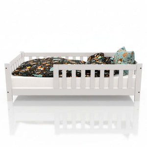 B-Ware Kinderbett Naya 80x160 cm aus massivem Kiefernholz Rausfallschutz Lattenrost