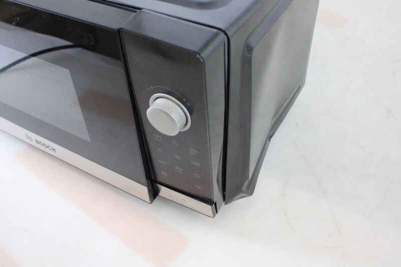 Bosch Mikrowelle Ofen FFL023MS2 20l 800W Schwarz Drehteller 27cm 442x260x345mm - 4242005296835