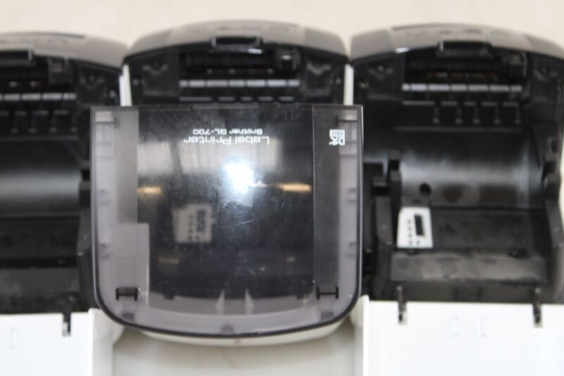 Brother QL-700 Etikettendrucker Thermodirekt 300x300dpi USB 62mm Etikettenbreite - 4977766707084