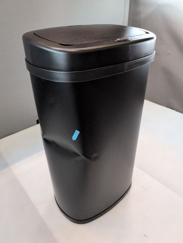Rechteckiger Mülleimer mit Sensor Automatischer Abfalleimer 60 L schwarz - 4260565529811