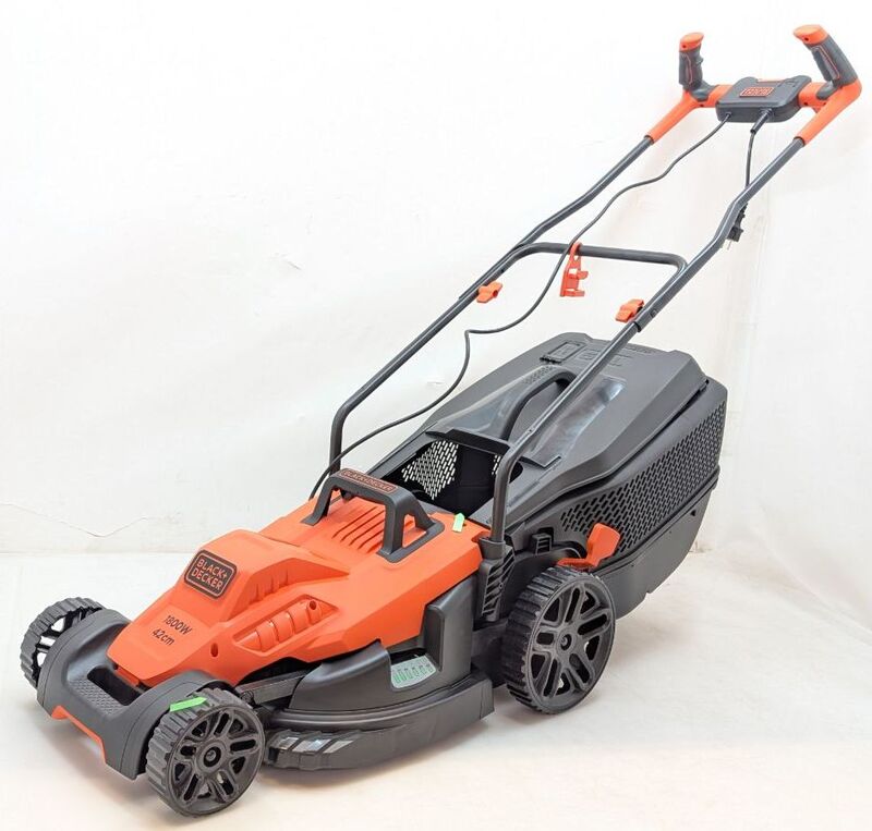 Black & Decker Elektro-Rasenmäher Mäher 1800W 42cm Handrasenmäher 50l - 5035048682838