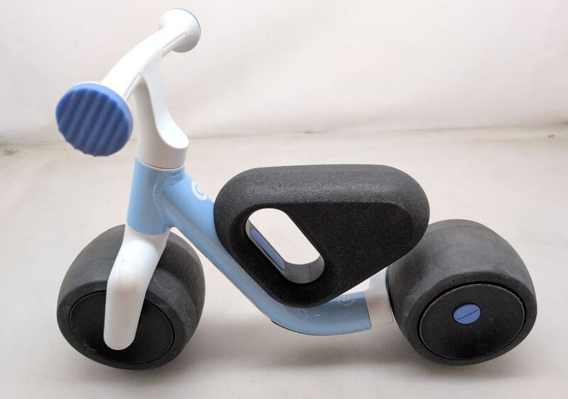 woom Laufrad WOW Dreamy Sky Kinderfahrzeug ab 70cm 9 Monaten mit breiten Rädern - 9120136980173