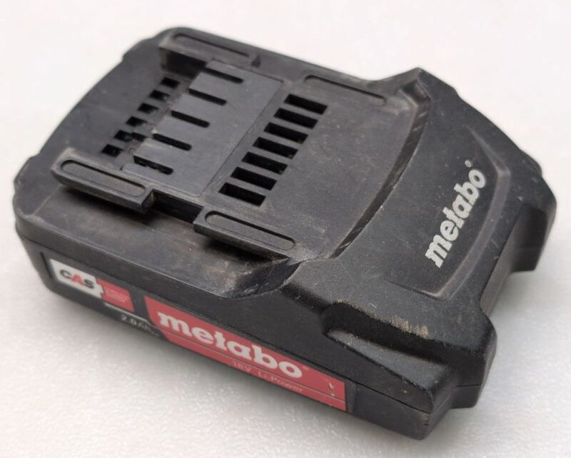 Metabo Werkzeug-Akku 18V 4.0Ah Li-Ion Akku für Elektrowerkzeuge wiederaufladbar - 4061792202214