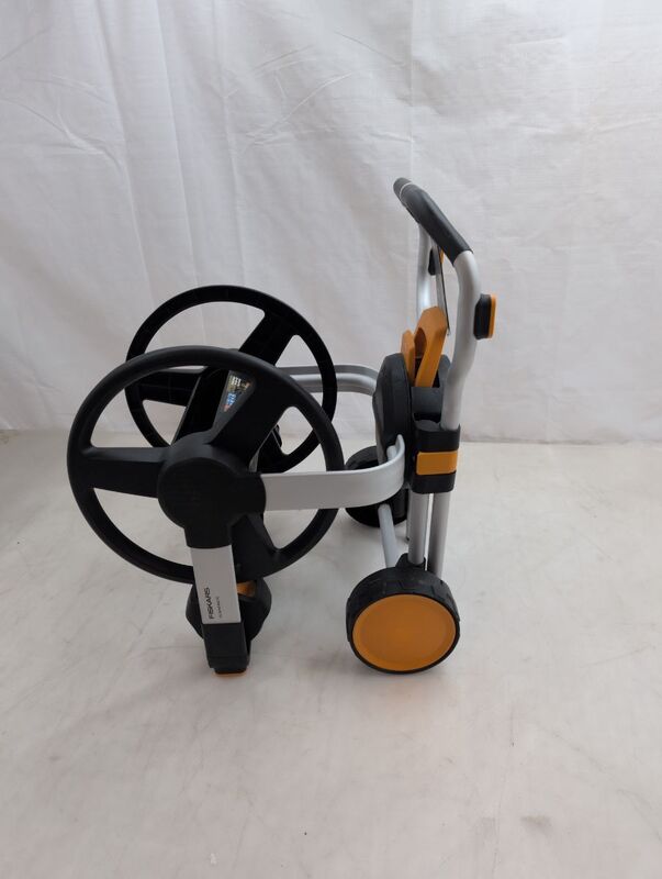 Fiskars Schlauchwagen Gartenwagen 360° Drehung ergonomischer Griff schwarz - 6411501512376