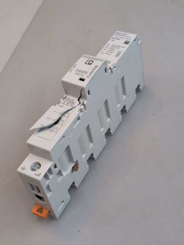 Phoenix Contact FLT-SEC-ZP2-3C-255/7.5 Kombiableiter 20 kA 1 St. IP20 - 4063151187323