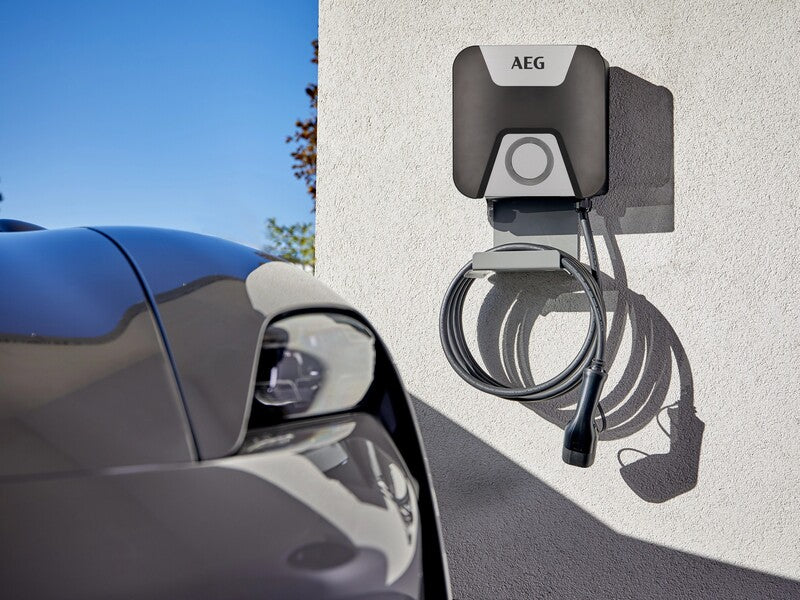 AEG Wallbox Supreme LINE 22 kW Ladestation für Elektrofahrzeuge mit WiFi Kabel - 4017566117307