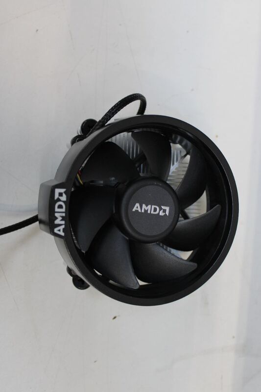 AMD Ryzen 5 5600X 6x 3.70GHz So.AM4 BOX Prozessor Computerhardware Peripherie - 0730143312042
