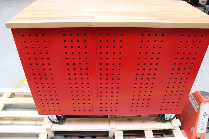 Stier Werkbank fahrbar mit 7 Schubladen und 1 Tür, robust, rot, 925x1120x520mm - 4251709615323