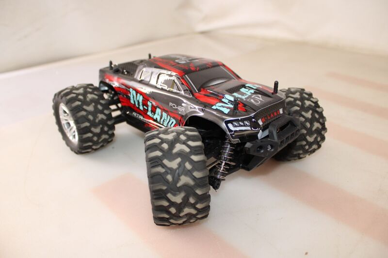 Amewi RC Monstertruck 1:16 4WD 48km/h ferngesteuertes Auto für Einsteiger 903g - 4260768517295