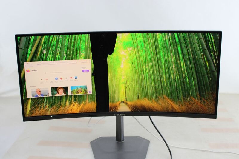 Gigabyte Gaming Monitor 34 Zoll Curved 3440x1440 1ms DisplayPort HDMI schwarz - 4719331870294