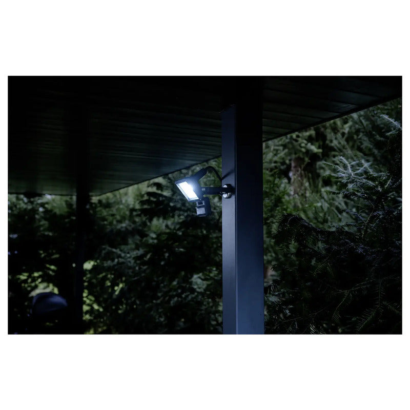 Brennenstuhl Außenstrahler JARO 1060 P LED Flutlicht mit Bewegungsmelder IP65 - 4007123684953