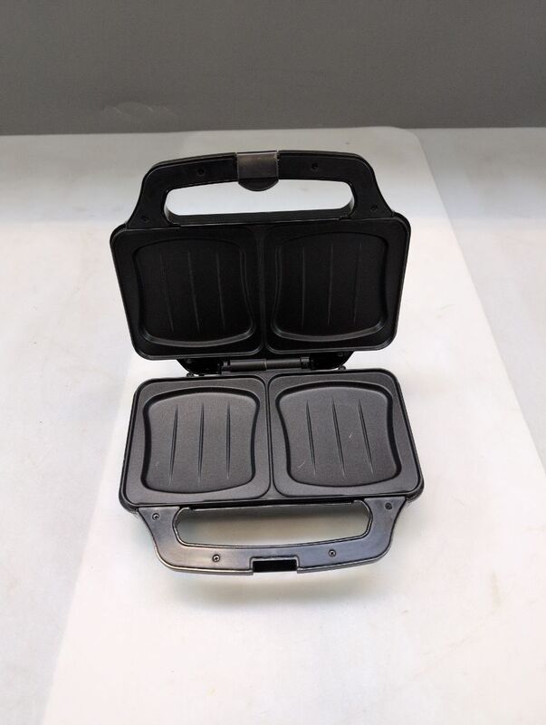 Emerio Sandwich-Toaster Edelstahl Schwarz 900W Küchenhelfer für knusprige Snacks - 7333282007652