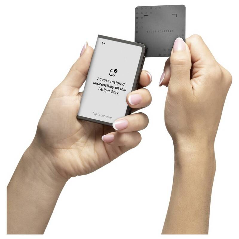Ledger Hardware Wallet STAX-RKEY-ESDEPTIT USB-C Schwarz Krypto Wallet 85x54x85mm - 3760027785317