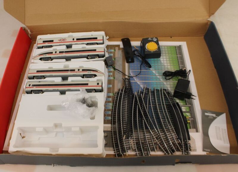 Mehano Modelleisenbahn Triebzug H0 DB AG ICE 3 analog DC für Banh - 3831000310472