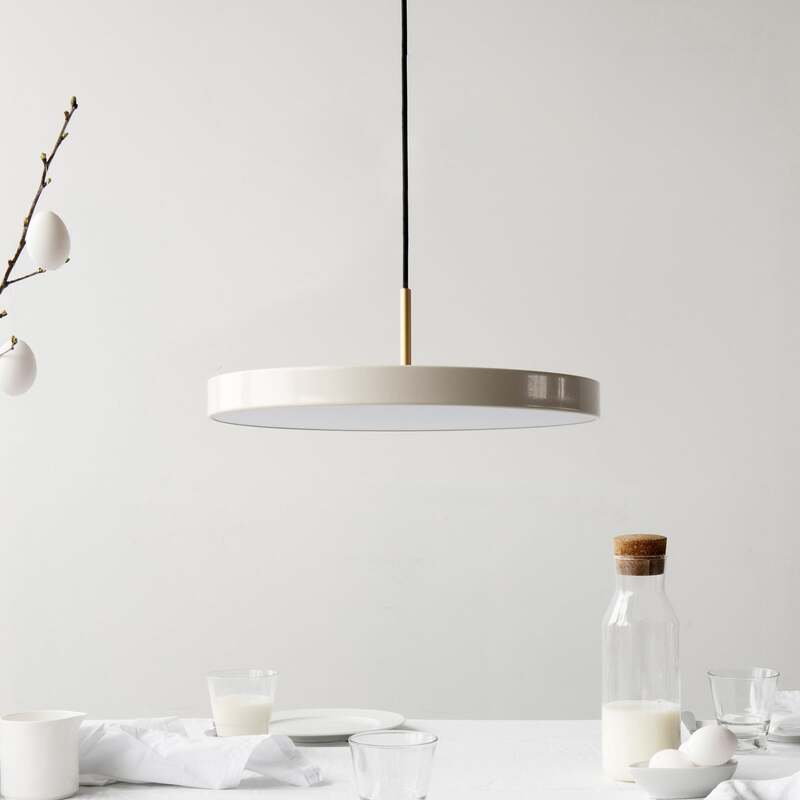 UMAGE Pendelleuchte Hängeleuchte Asteria Medium LED dimmbar creme messing Ø 43cm - 5710302021706
