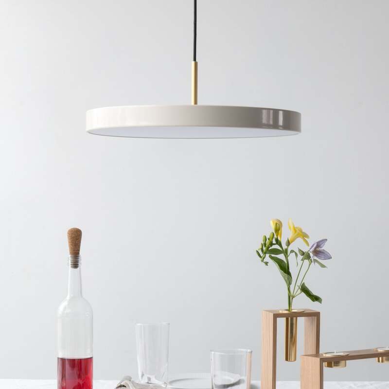 UMAGE Pendelleuchte Hängeleuchte Asteria Medium LED dimmbar creme messing Ø 43cm - 5710302021706