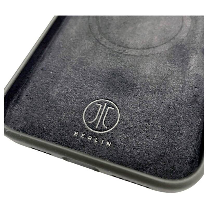 Backcover Handyhülle Case JT Berlin iPhone 16 Schwarz Silikon Induktives Laden - 4262386610709