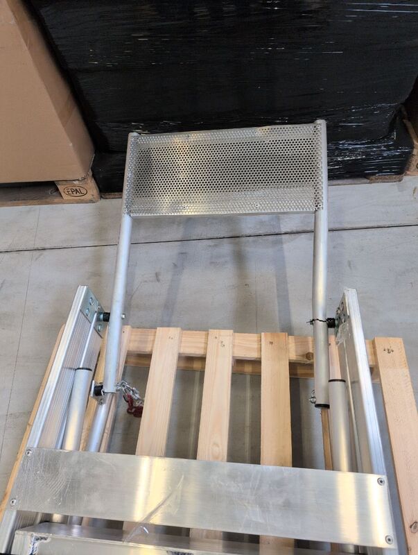 Euroline Alu-Podestleiter klappbar 1x12 Aluminium Arbeitsplattform 4,57m 4,31m - 4003311327121