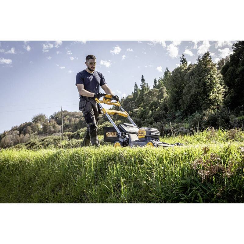 DeWalt Akku-Rasenmäher DCMWSP660N-XJ Mäher 530mm Schnittbreite ohne Akku 67l - 5035048838204