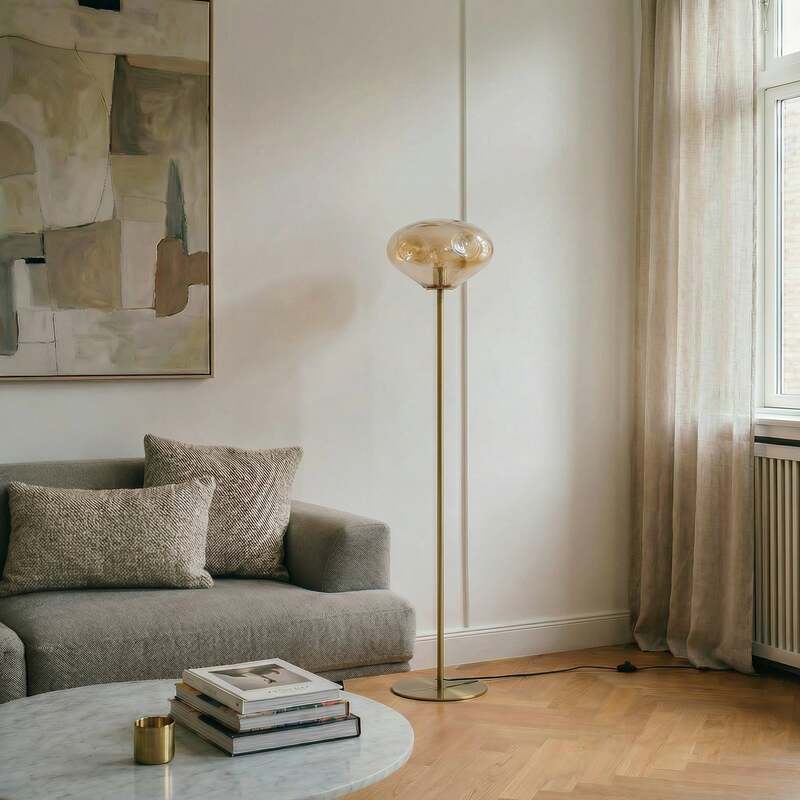 Lindby Stehleuchte Lelia amber Glas Metall 150 cm elegant und modern - 4251911798692