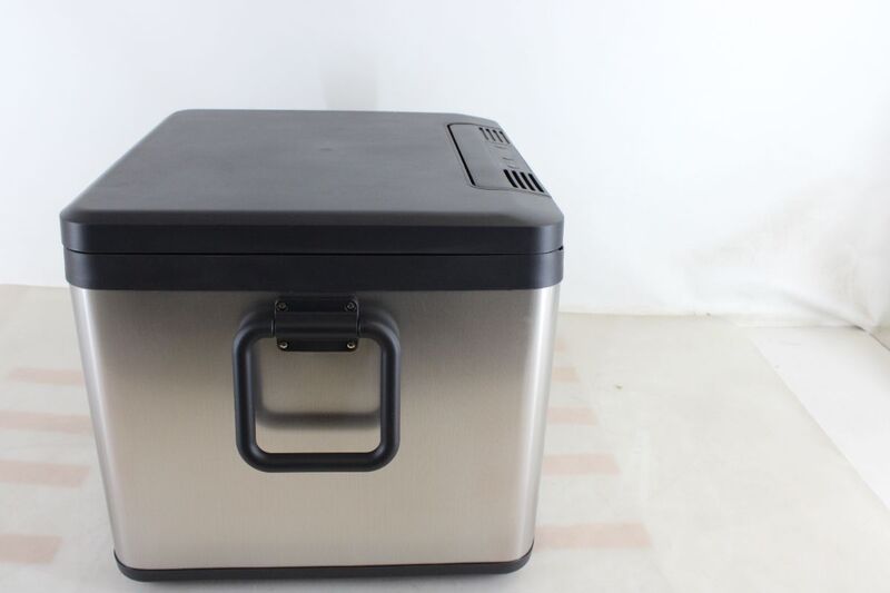Dometic CK2 45 Hybrid Kühlbox 43L tragbar schwarz/silber für Camping und Zuhause - 6975399590460