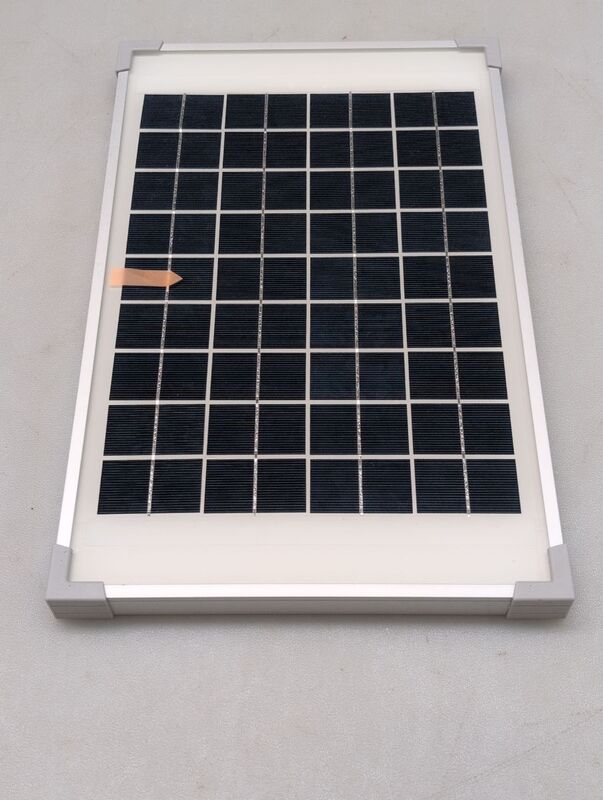 Esotec Solar-Pumpenset Napoli mit Beleuchtung 750l/h 2m Förderhöhe Akkuspeicher - 4260057861535