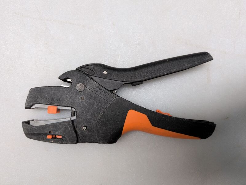 Weidmueller Stripax Abisolierzange Abmantelzange 0,08 bis 10 qmm Werkzeug Mantel - 4008190072506