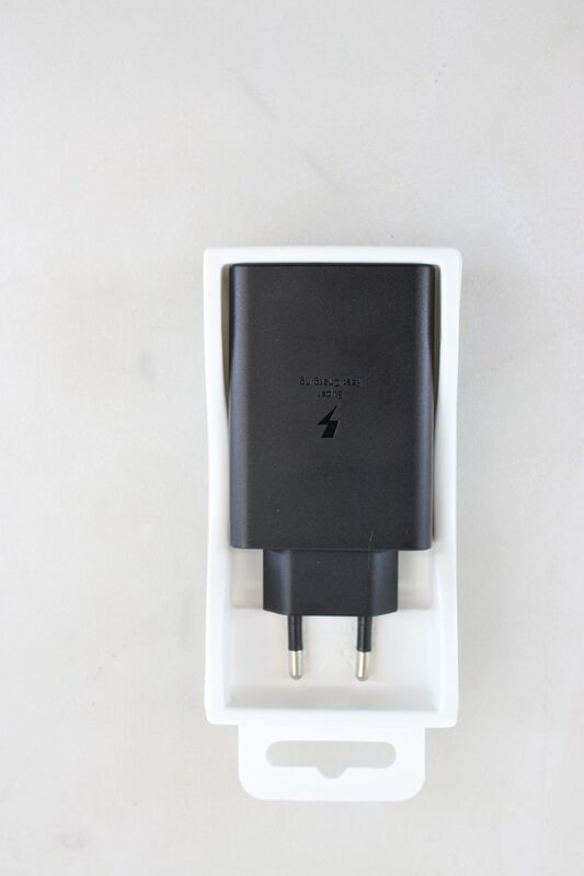 Samsung Ladegerät Netzteil Schnellladeadapter Trio 65 Watt USB C USB A EP-T6530N - 8806092673885