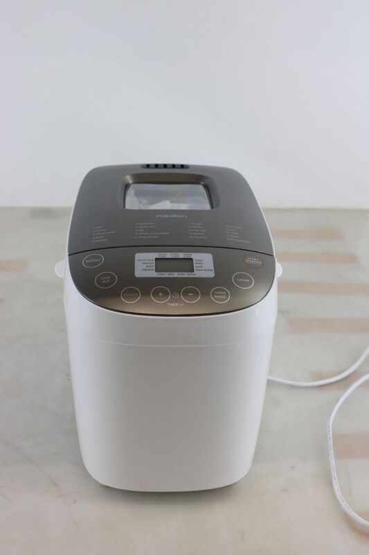 Medion Brotbackautomat MD12040 20 Programme 950W Heizgerät Handtuchheizkörper - 4061275232035