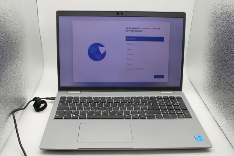 Dell Notebook Laptop Latitude 5520 FHD Touchscreen Windows 11 Pro 32GB RAM 512GB - 4251538818353