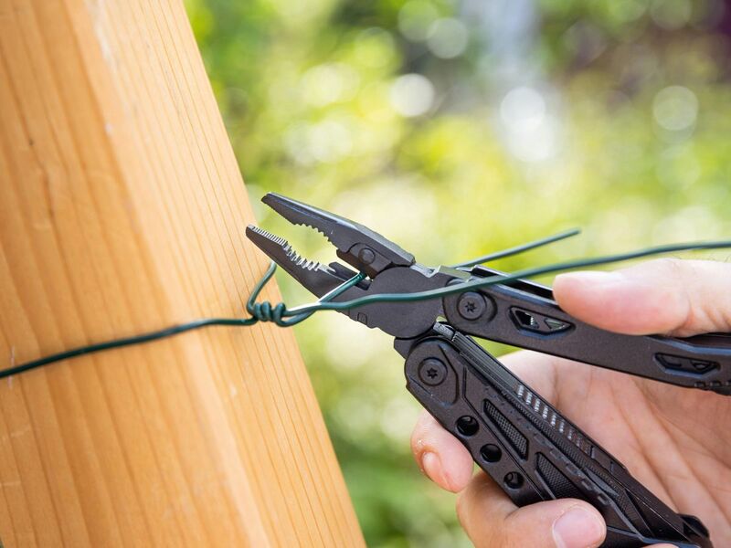 LUX-TOOLS Multi-Tool Axt Zange Kombizange Werkzeug robustes Design - 4007875030008