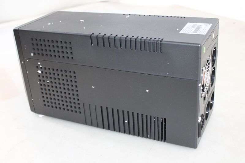 Green Cell USV 1500VA GC-UPSLM900 Notstromversorgung mit 4 Ausgängen Schuko - 5904326375611