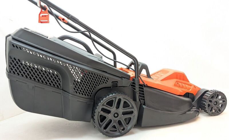 Black & Decker Elektro-Rasenmäher Mäher 1800W 42cm Handrasenmäher 50l - 5035048682838