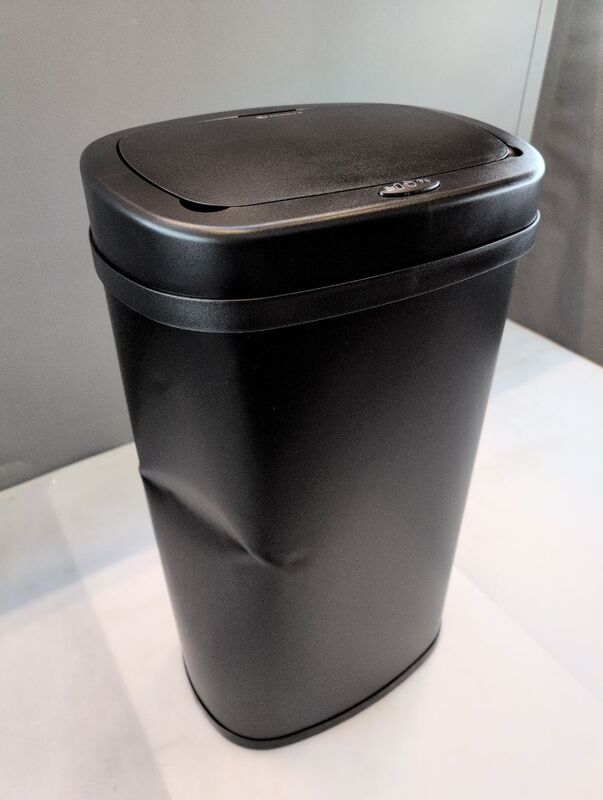 Rechteckiger Mülleimer mit Sensor Automatischer Abfalleimer 60 L schwarz - 4260565529811