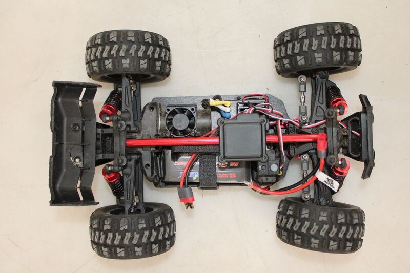 MJX Hyper GO Truggy 1:14 RC Modellauto Allradantrieb 55 km/h inkl. Akku Gold - 4064161341750