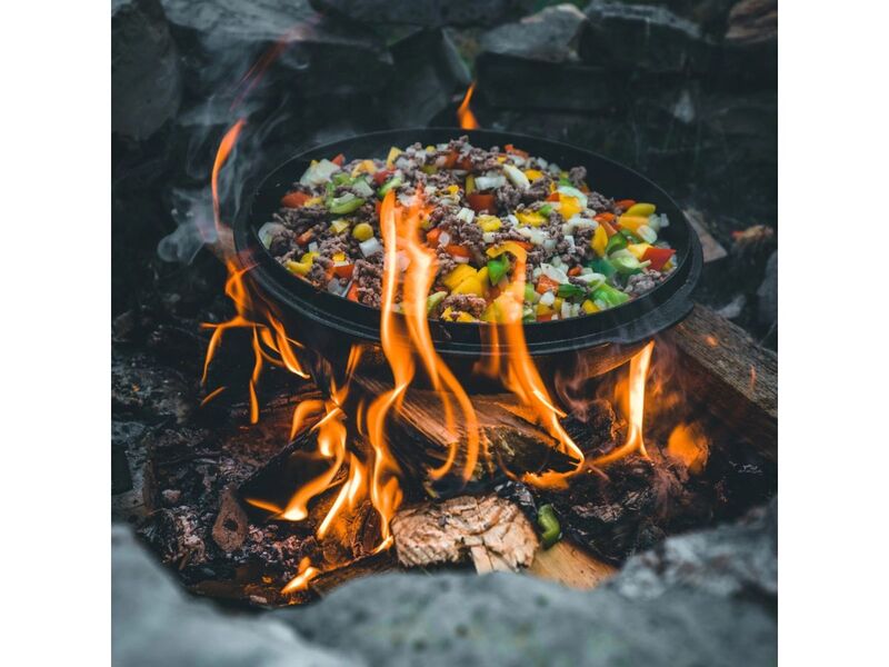 Petromax Dutch Oven FT9 Schwarz Gusseisen 7,5l Kochgeschirr mit Standfüßen Topf - 4250435707074