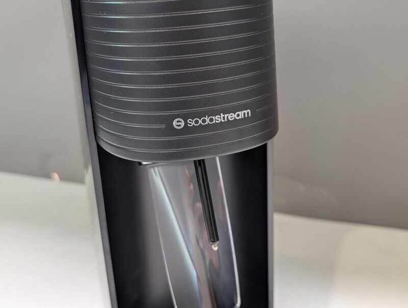Sodastream Wassersprudler Terra schwarz Sprudler Getränkesystem mit CO2-Zylinder - 7290113763784