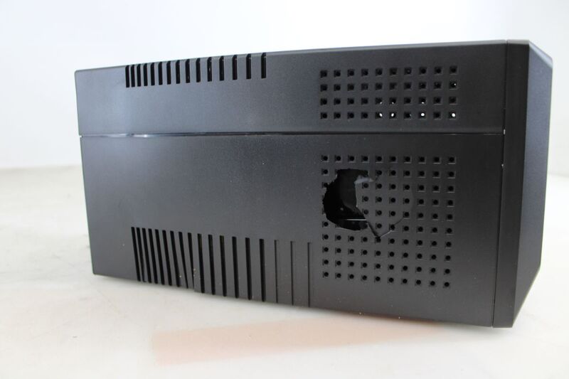 Green Cell USV 1500 VA Notstrom-UPS Heizkörper Handtuchheizkörper 900W 4 - 5904326375611