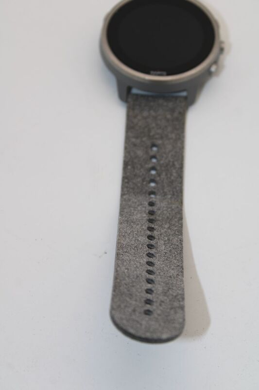 Suunto 7 Fitnesstracker Smartwatch Fitnessuhr Sportuhr Sport grau Grau Titanium - 6417084505873