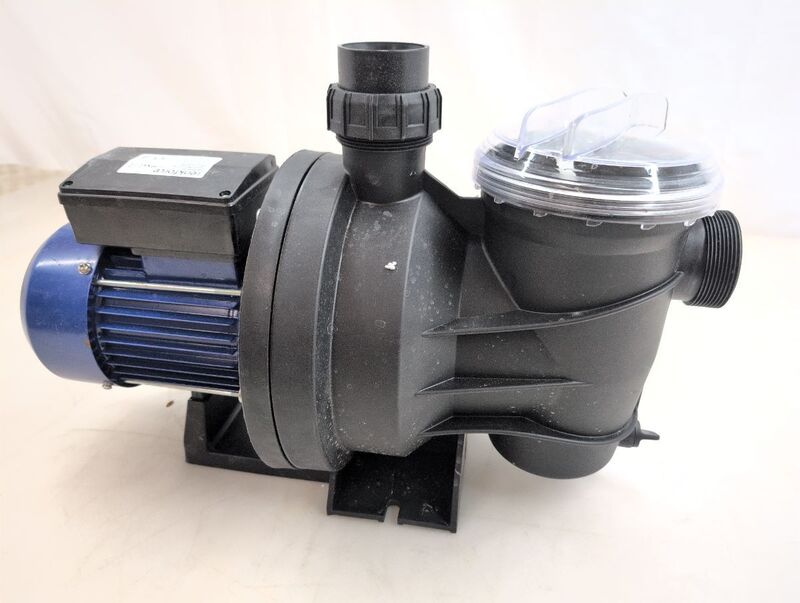 Renkforce Poolpumpe 23000l/h 16m Heizkörper Handtuchheizkörper 1200W IPX4 11kg - 4064161151366