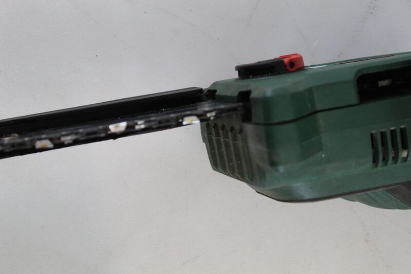Bosch Akku-Kettensäge EasyChain 18V-15-7 Handkettensäge Astschneider 150mm - 4059952640532