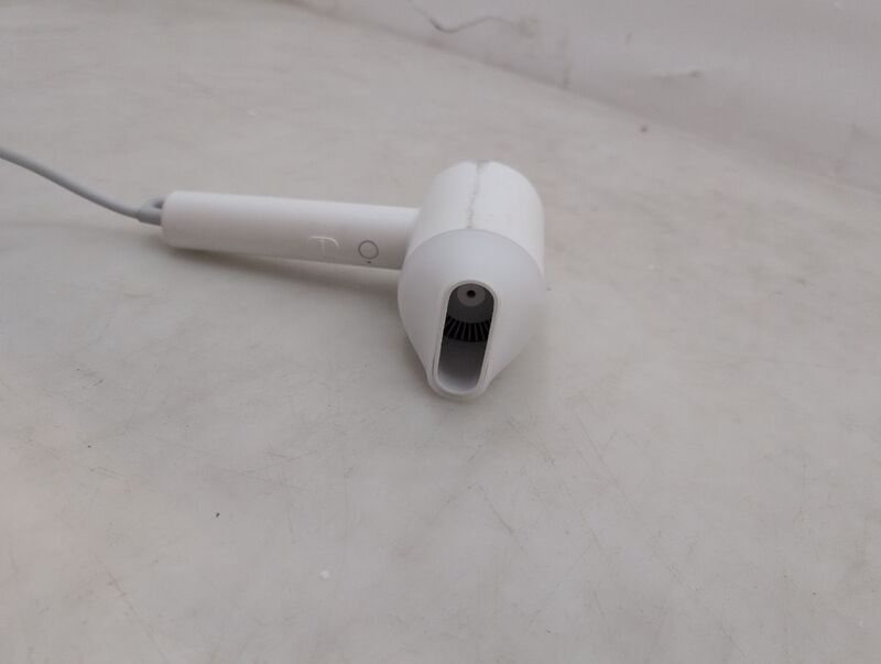 Xiaomi Haartrockner H300 1600W mit Ionisierung 2 Gebläse 3 Heizstufen weiß 508g - 6934177744259