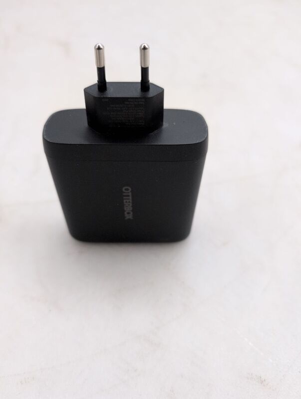 OTTERBOX USB Ladegerät 100W 4-fach USB PD Schwarz Ladegerät für iPhone Universal - 0840304749652