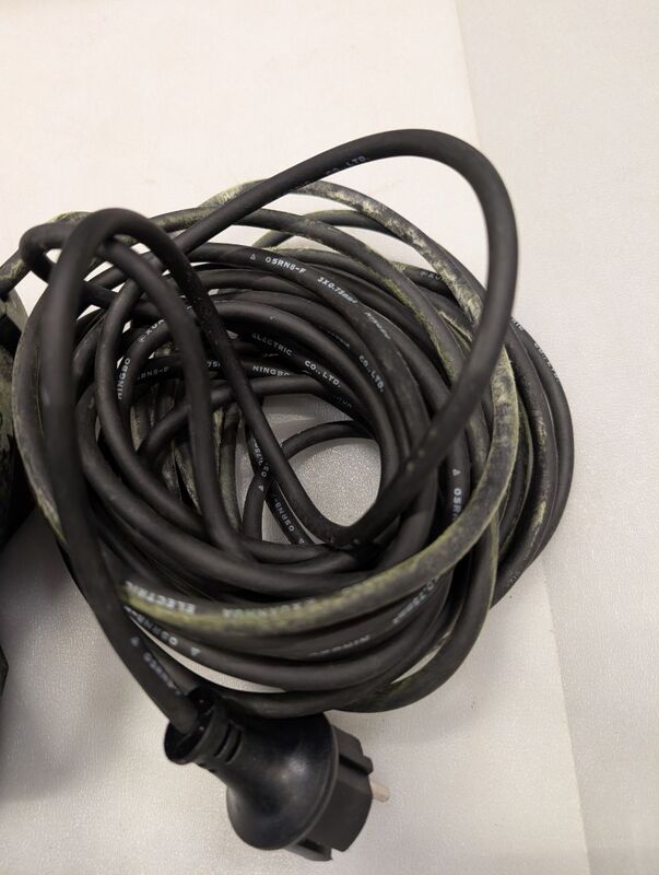 Renkforce RF-4605400 Bachlaufpumpe 14000 l/h Teichpumpe Wasserpumpe Pumpe - 4064161151465
