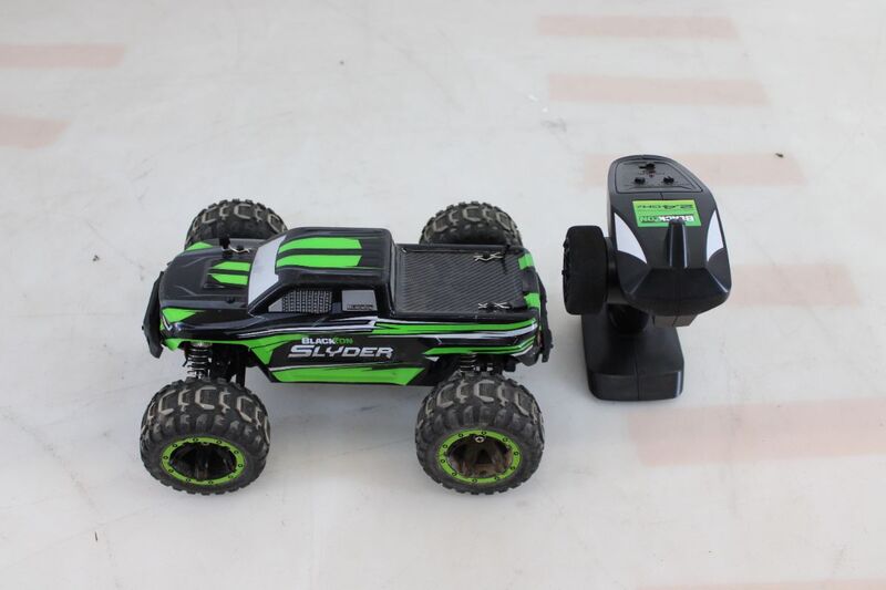 Blackzon RC Modellauto Elektro Monstertruck Slyder MT 1:16 Grün 610 Spielzeug 76 - 5700135401004