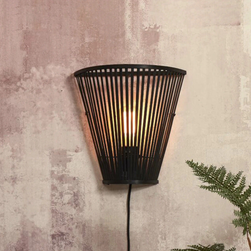 Good & Mojo Wandleuchte Wandlampe Merapi schwarz Bambus Eisen Schalter 30cm E27 - 8716248093170