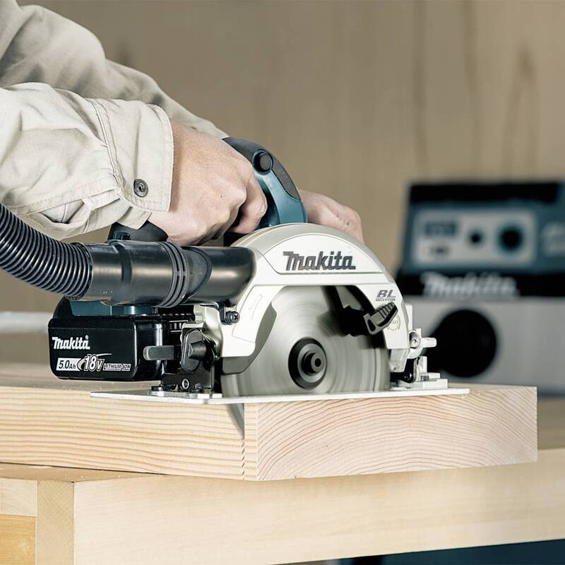 Makita Akku-Handkreissäge DHS661RTJU 57mm Schnitttiefe 2 Akkus Ladegerät - 0088381863117