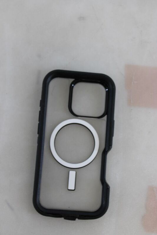 OtterBox Defender XT Schutzhülle für iPhone 16 Pro MagSafe schwarz transparent - 0840304769360