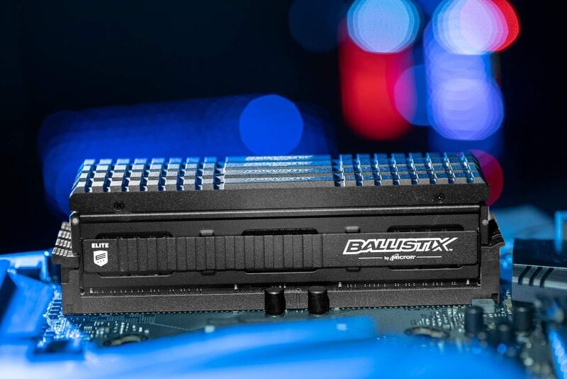 Crucial Ballistix Arbeitsspeicher RAM Desktop Speicher Kit 16 GB DDR4 DIMM CL18 - 0649528821232